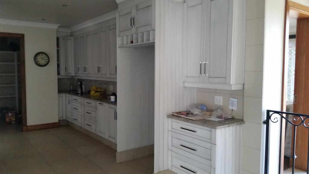 Bed and Breakfast 6 On Acacia Johannesburg Esterno foto